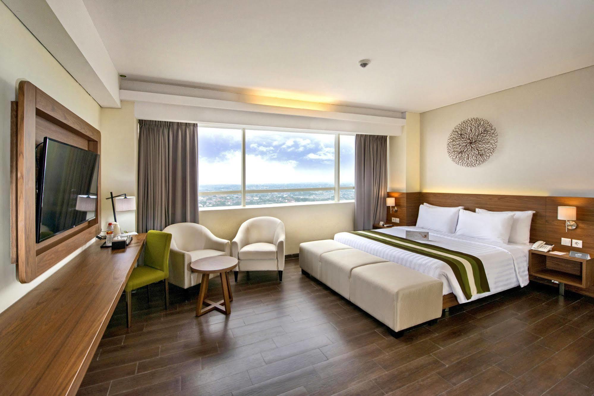 Grand Whiz Poins Simatupang Jakarta Extérieur photo