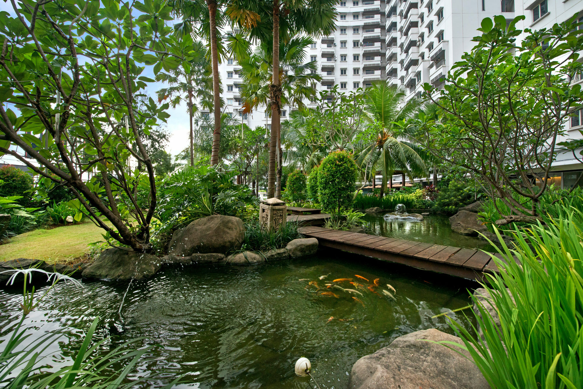 Grand Whiz Poins Simatupang Jakarta Extérieur photo